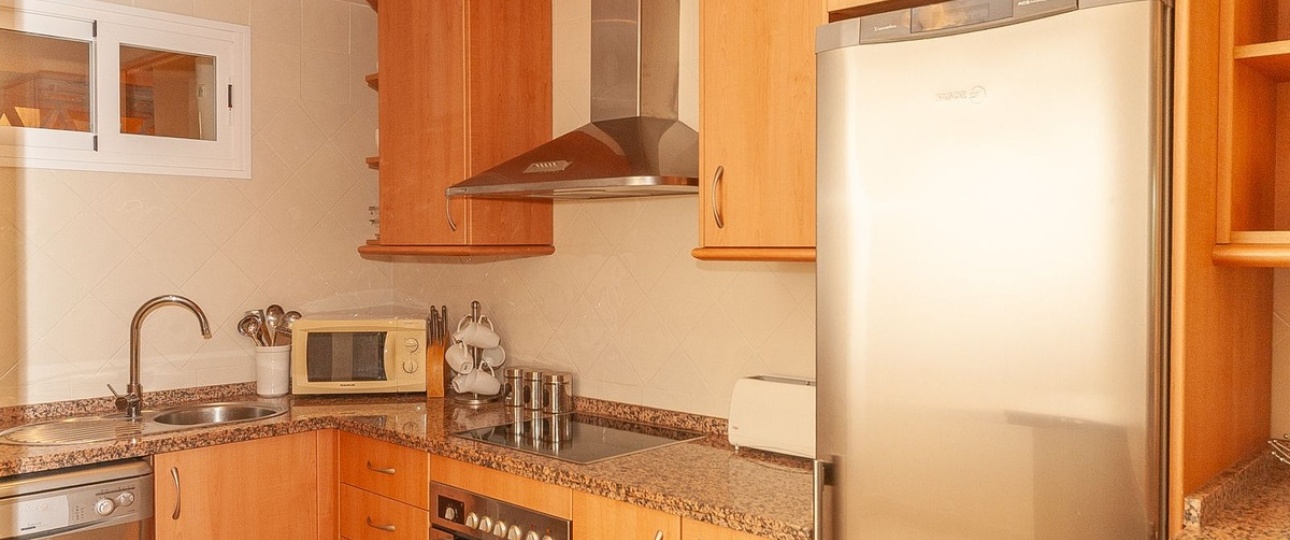 Resale - apartment - Marbella - Elviria