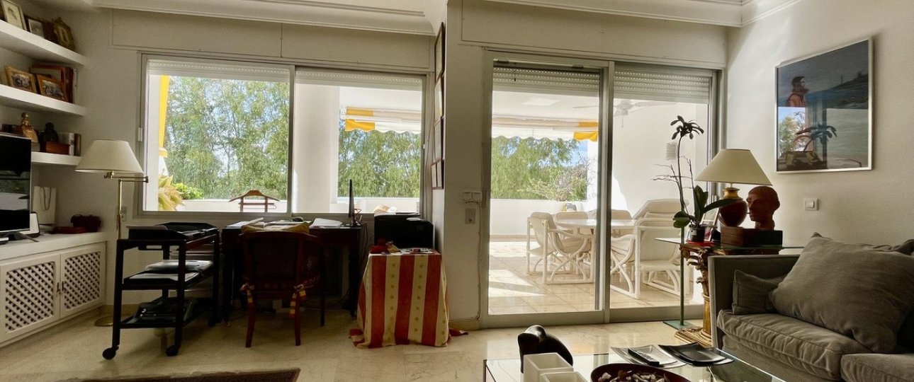 Resale - apartment - Marbella - Guadalmina Alta