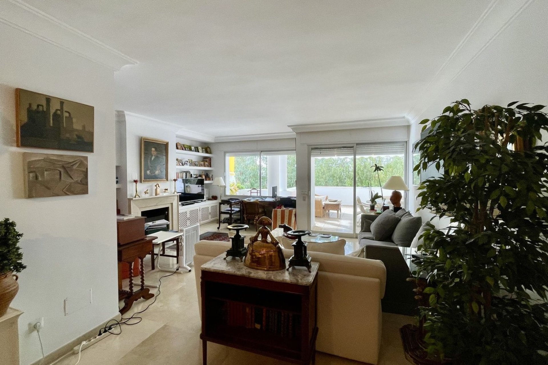 Resale - apartment - Marbella - Guadalmina Alta