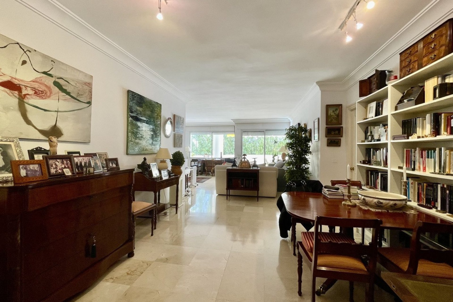 Resale - apartment - Marbella - Guadalmina Alta