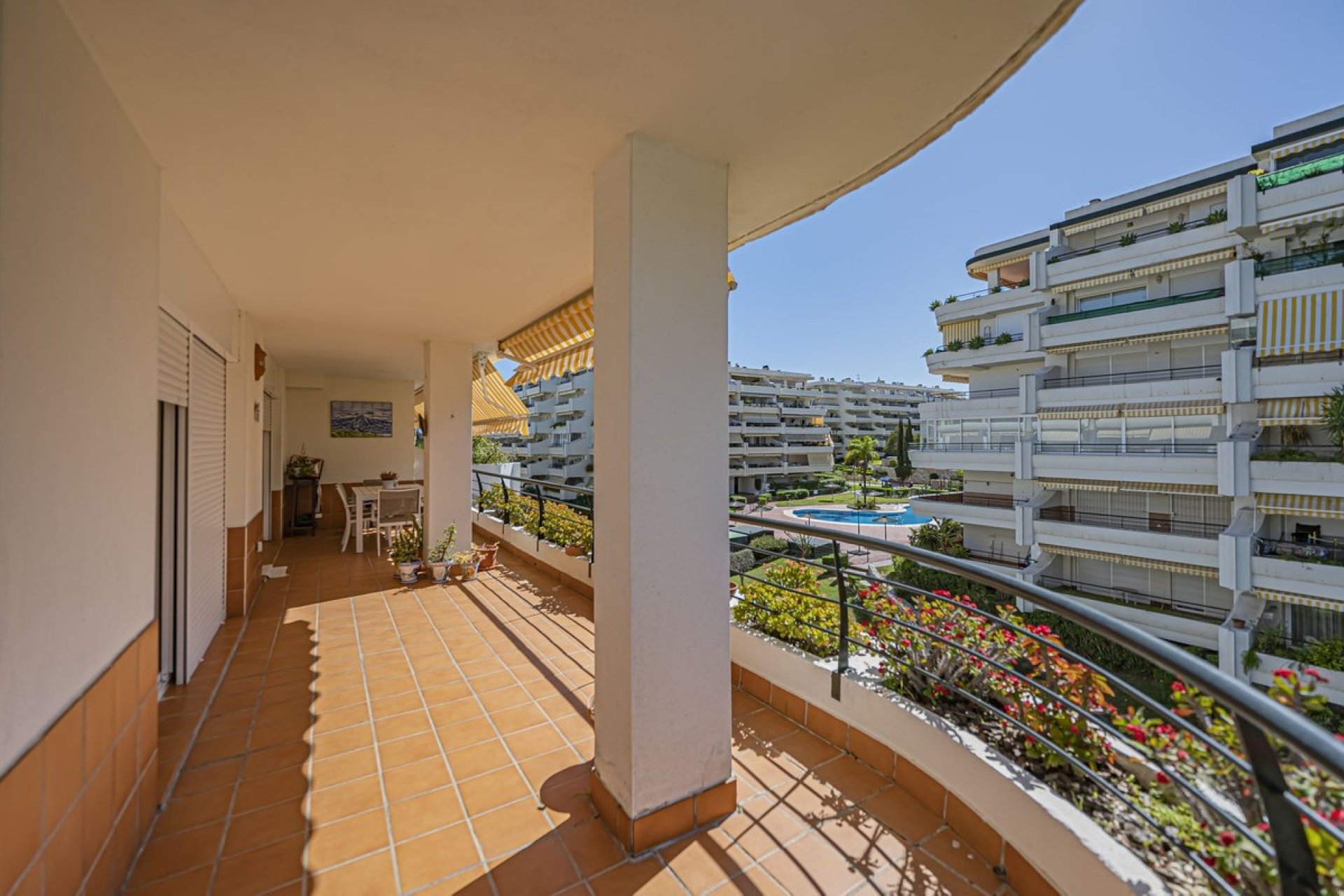 Resale - apartment - Marbella - Guadalmina Alta