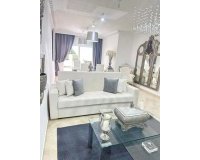Resale - apartment - Marbella - Guadalmina Alta