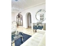 Resale - apartment - Marbella - Guadalmina Alta