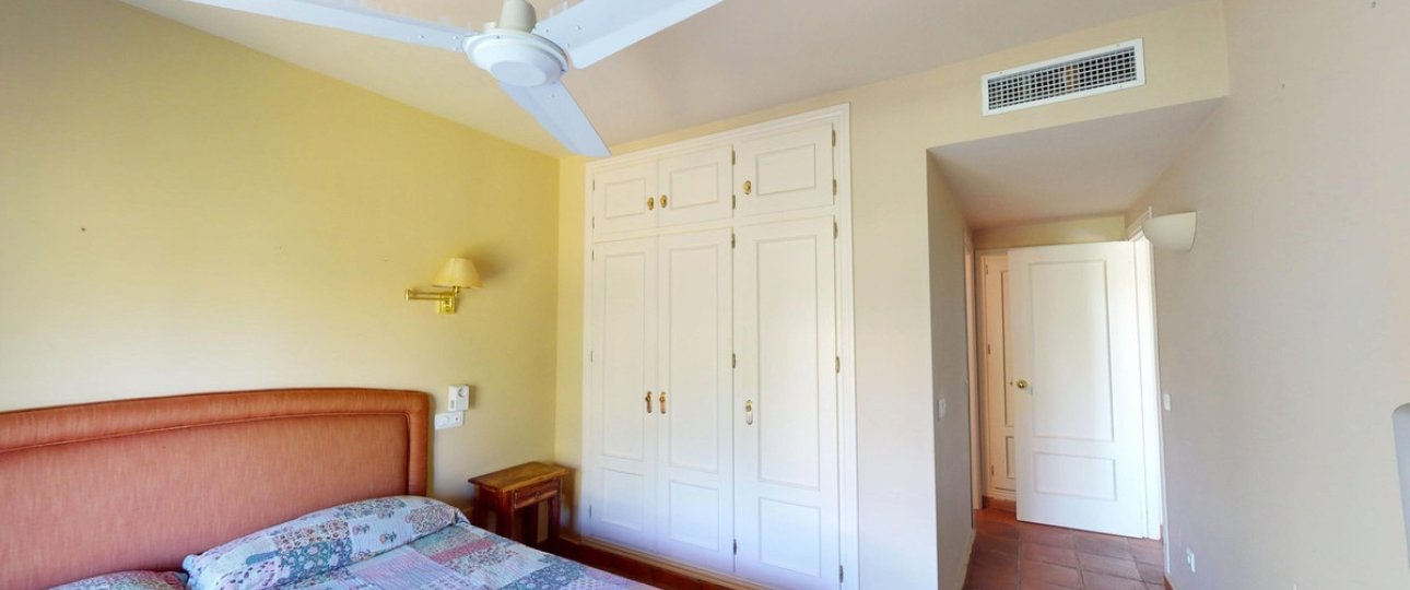 Resale - apartment - Marbella - Guadalmina Alta