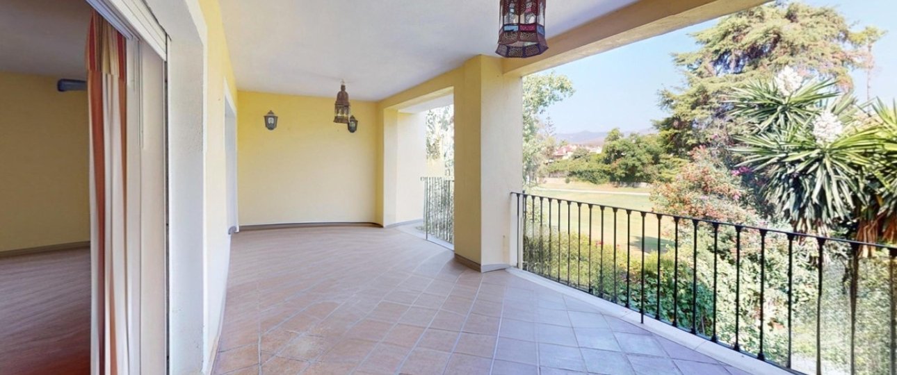 Resale - apartment - Marbella - Guadalmina Alta