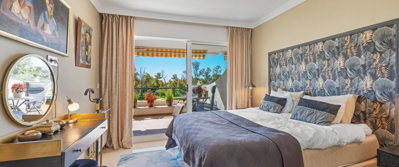 Resale - apartment - Marbella - Guadalmina Alta
