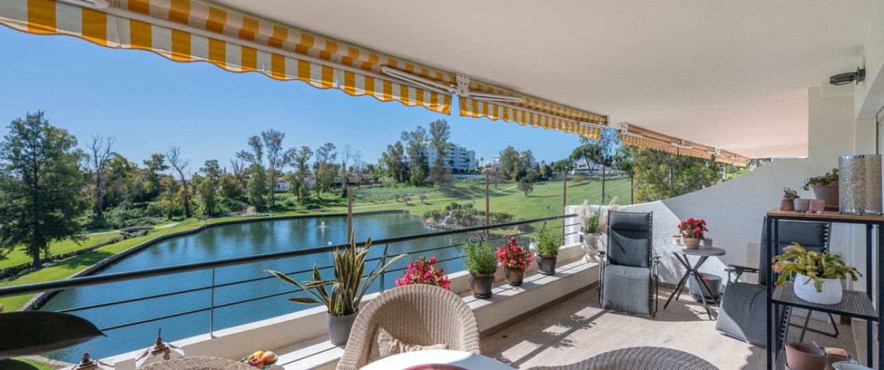 Resale - apartment - Marbella - Guadalmina Alta