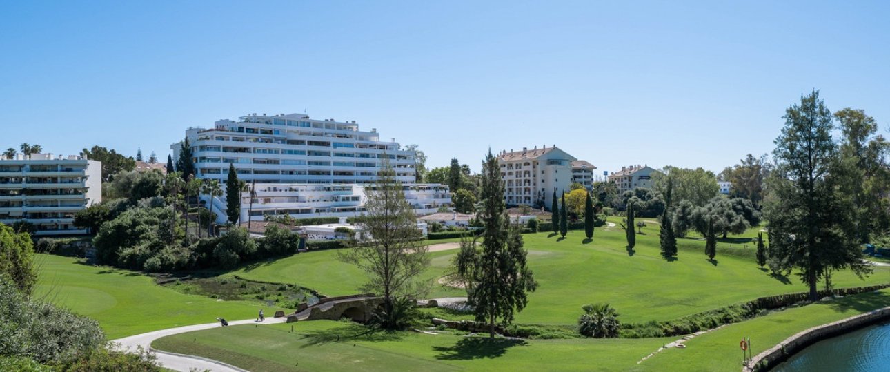Resale - apartment - Marbella - Guadalmina Alta