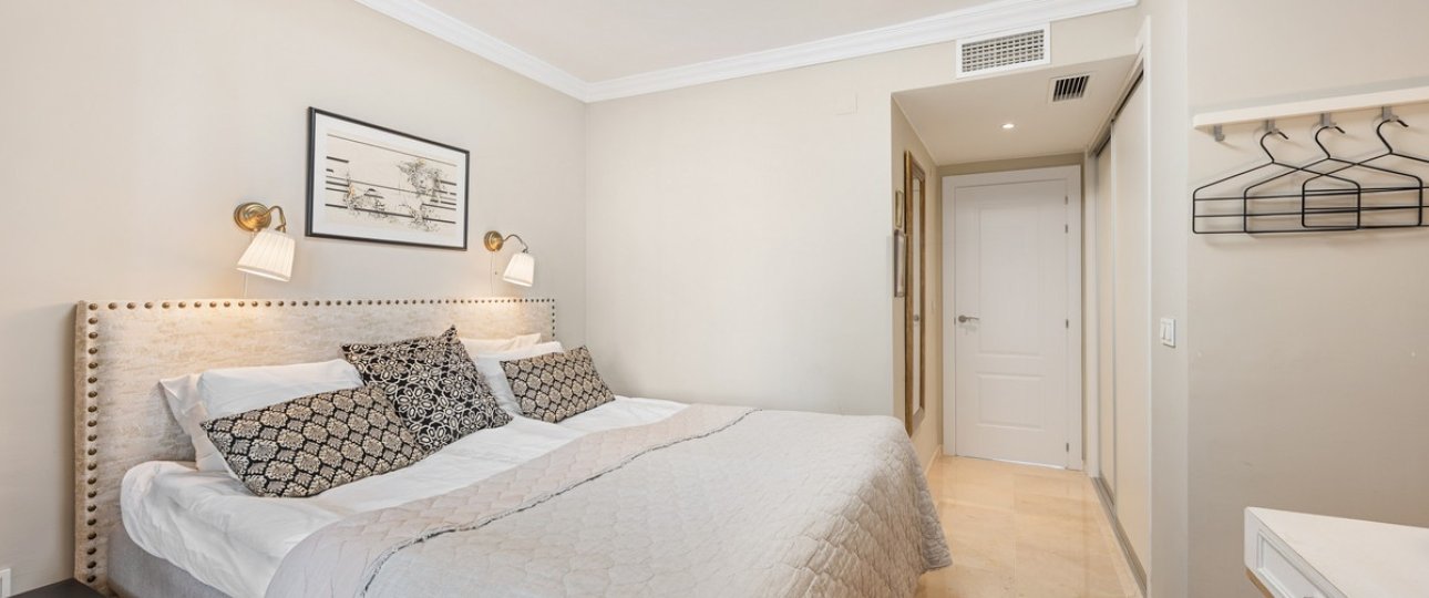 Resale - apartment - Marbella - Guadalmina Alta