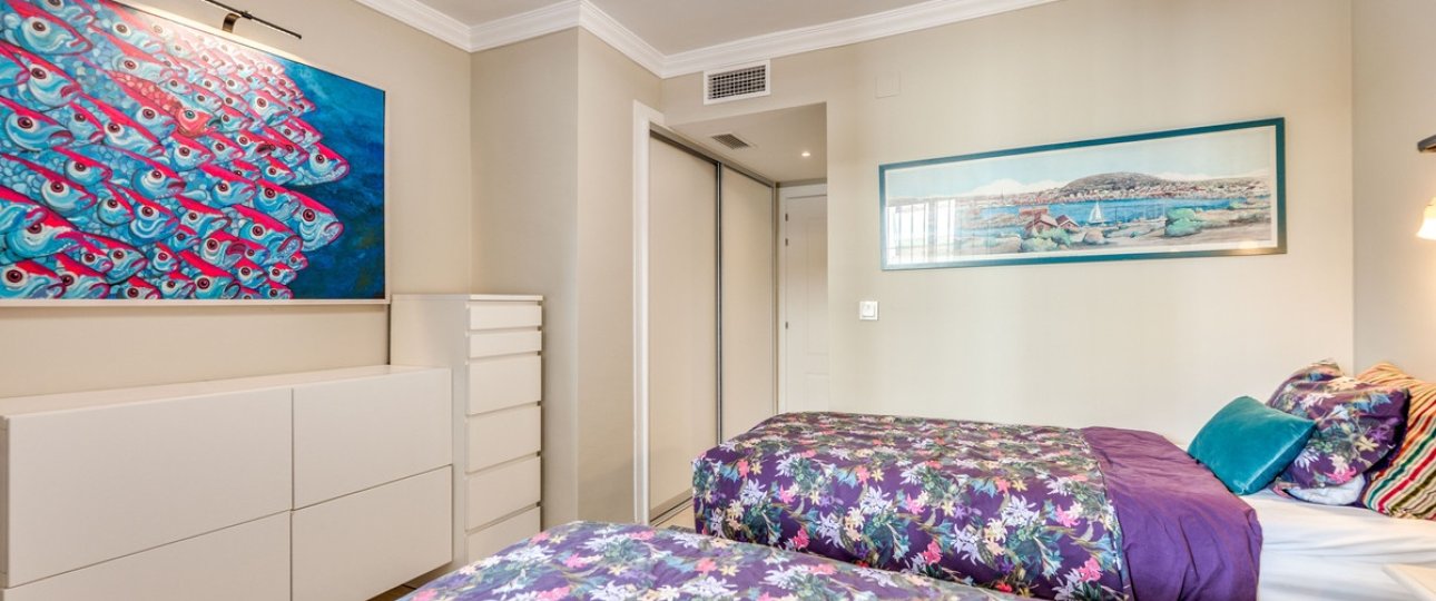 Resale - apartment - Marbella - Guadalmina Alta