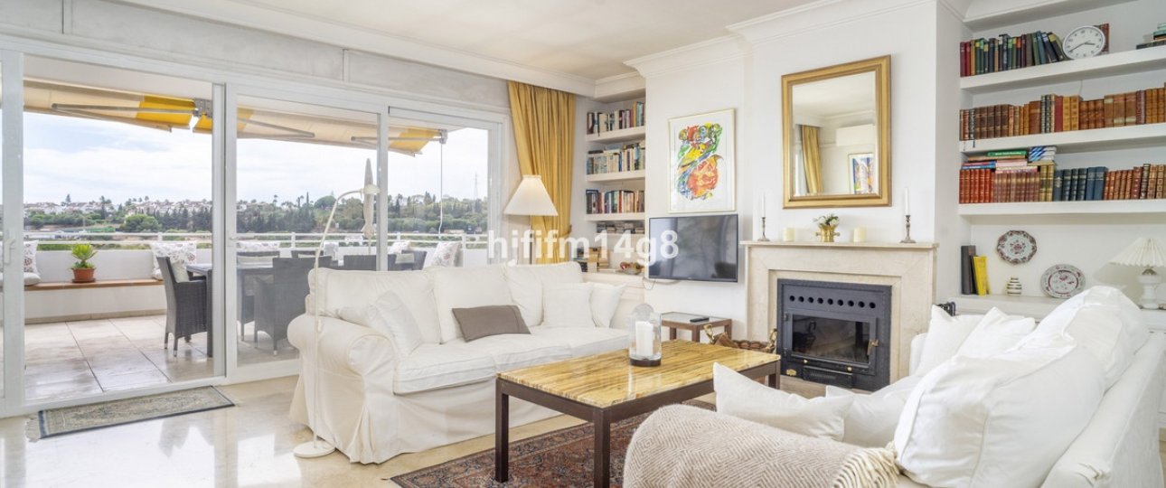 Resale - apartment - Marbella - Guadalmina Alta