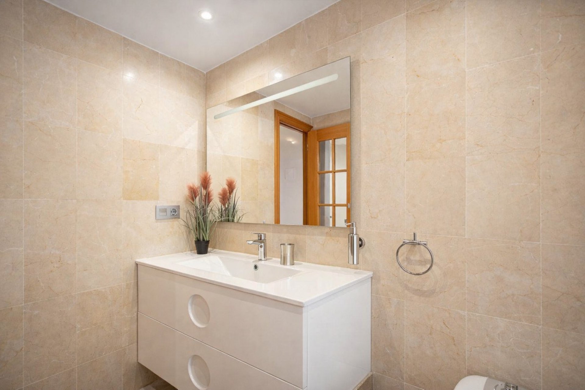 Resale - apartment - Marbella - Guadalmina Alta