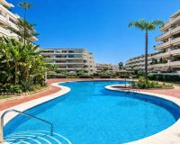Resale - apartment - Marbella - Guadalmina Alta