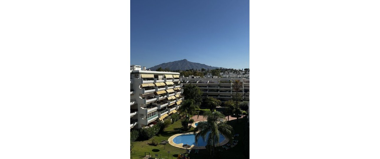 Resale - apartment - Marbella - Guadalmina Alta