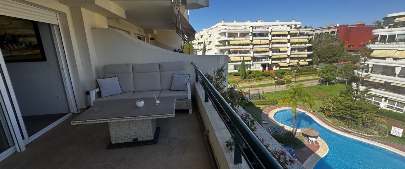 Resale - apartment - Marbella - Guadalmina Alta