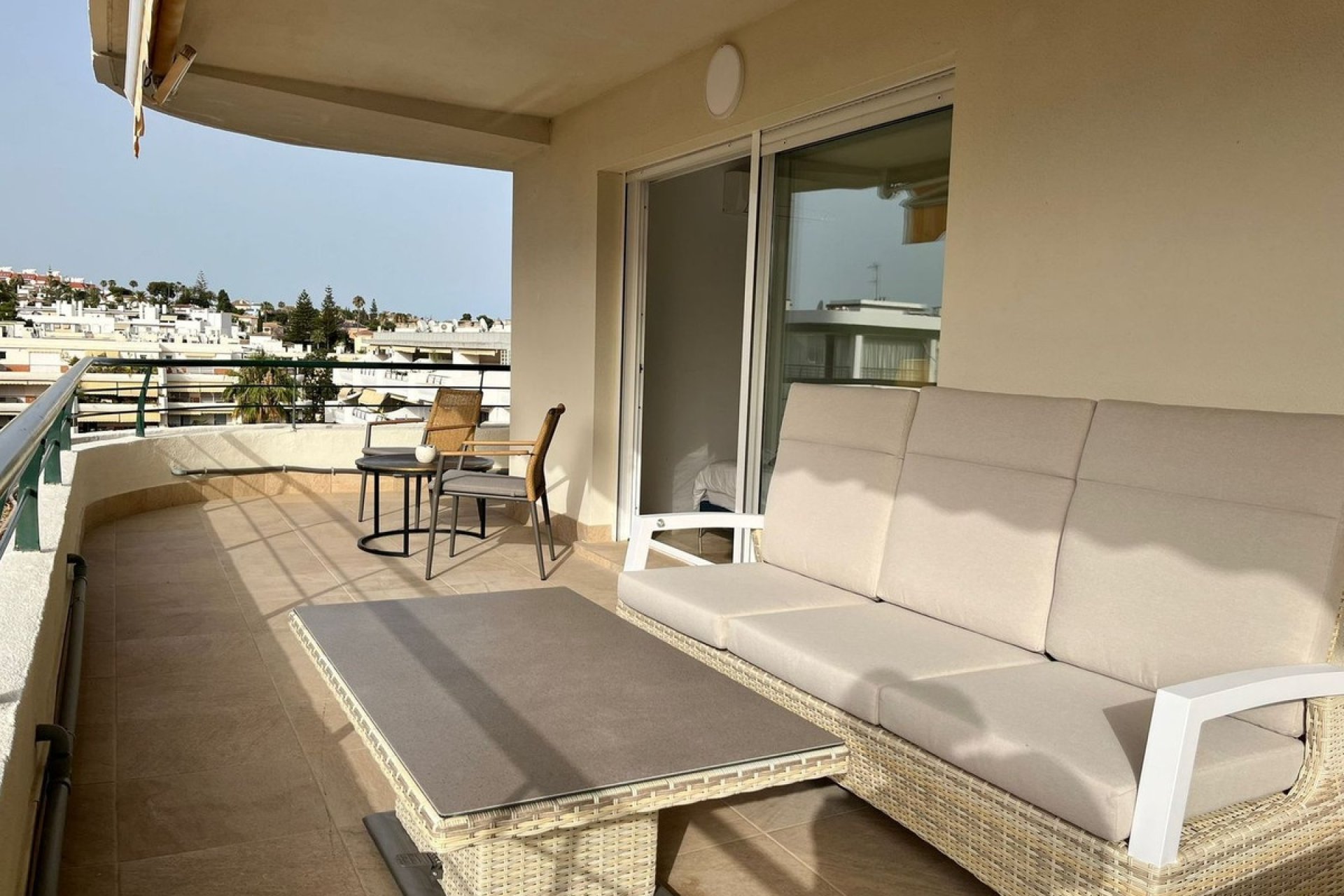 Resale - apartment - Marbella - Guadalmina Alta