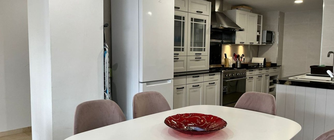 Resale - apartment - Marbella - Guadalmina Alta