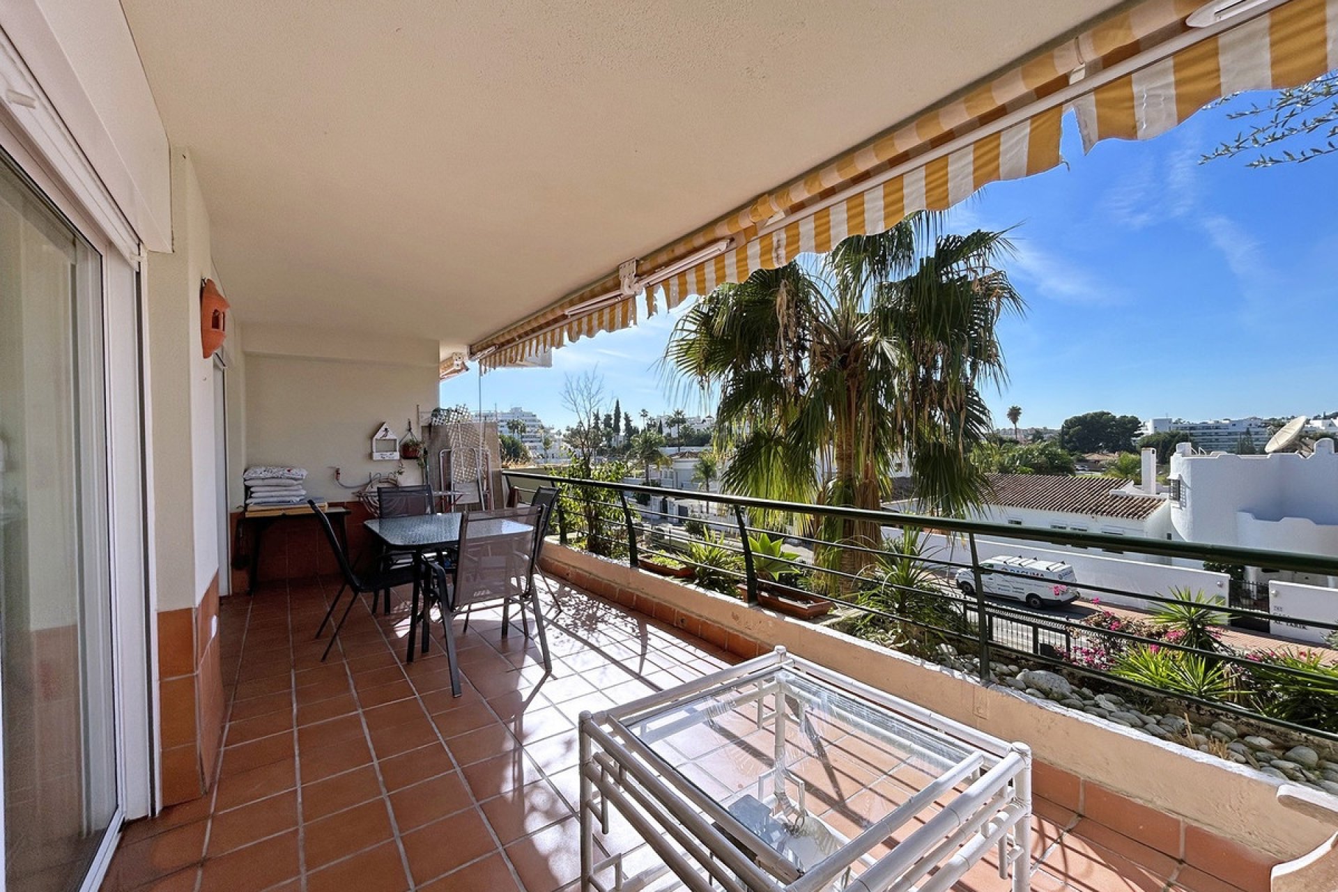 Resale - apartment - Marbella - Guadalmina Alta
