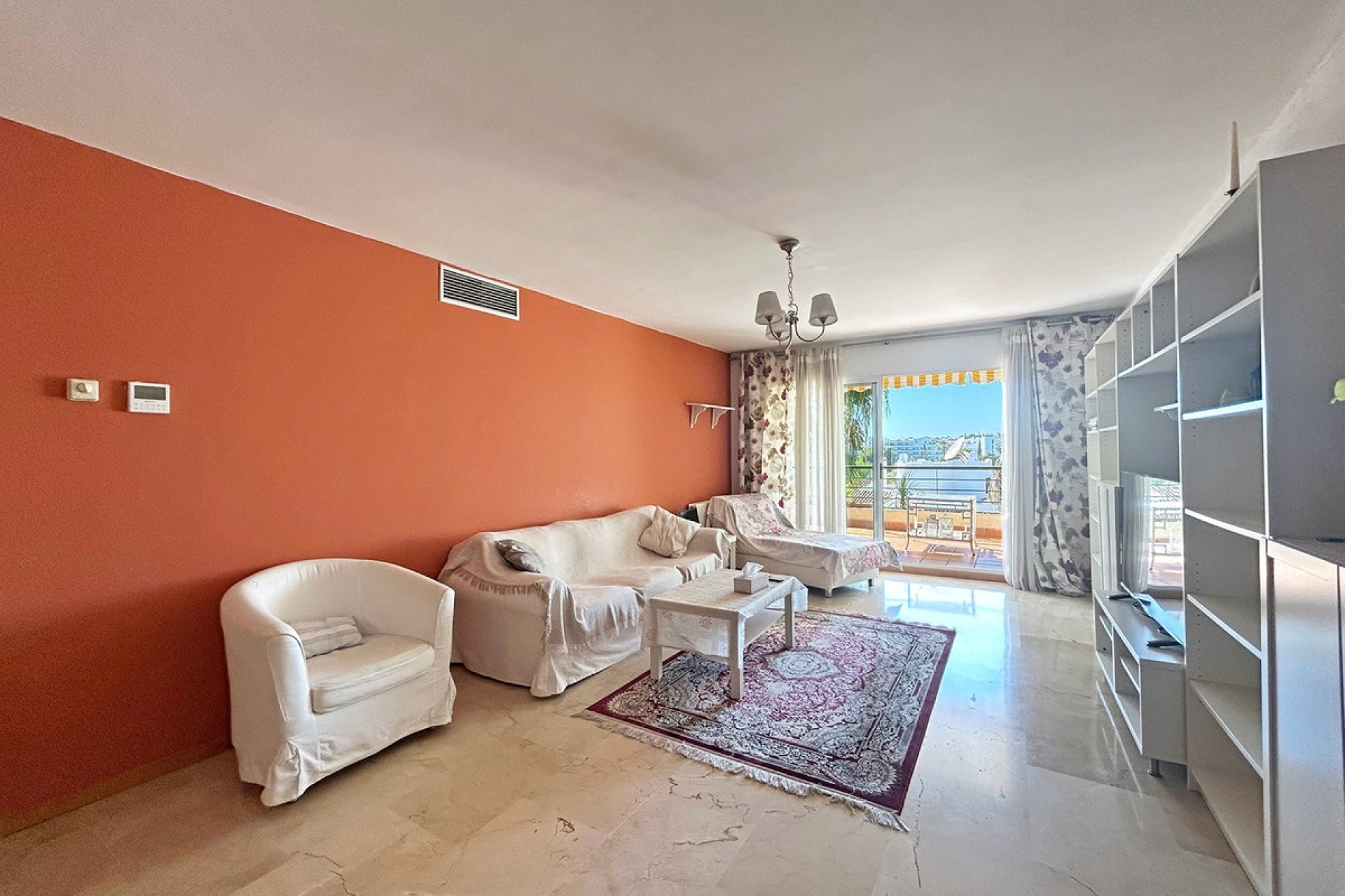 Resale - apartment - Marbella - Guadalmina Alta