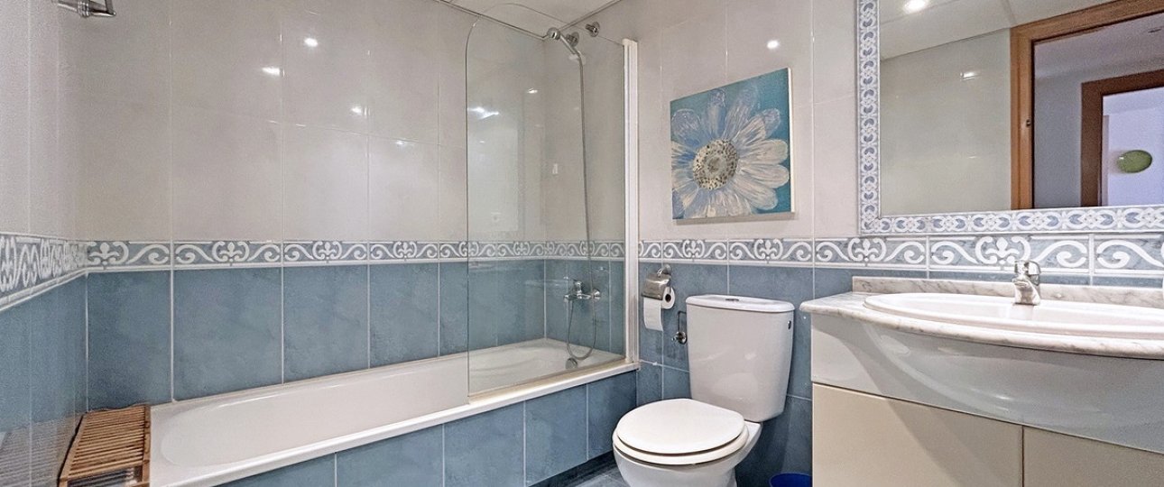 Resale - apartment - Marbella - Guadalmina Alta