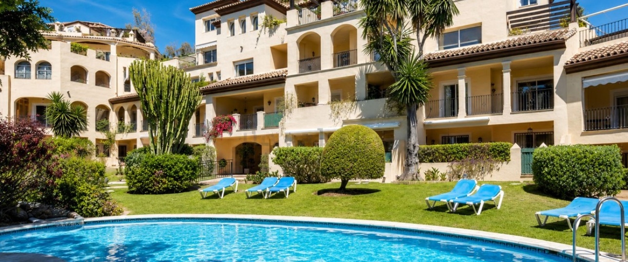 Resale - apartment - Marbella - Guadalmina Alta