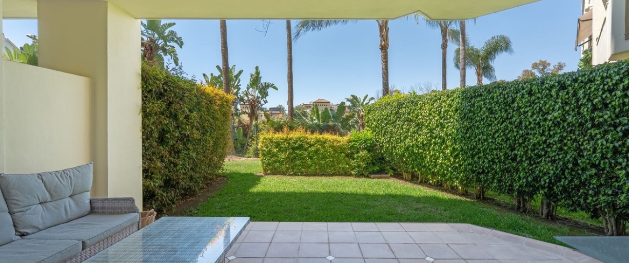 Resale - apartment - Marbella - Guadalmina Alta