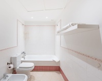 Resale - apartment - Marbella - Guadalmina Alta