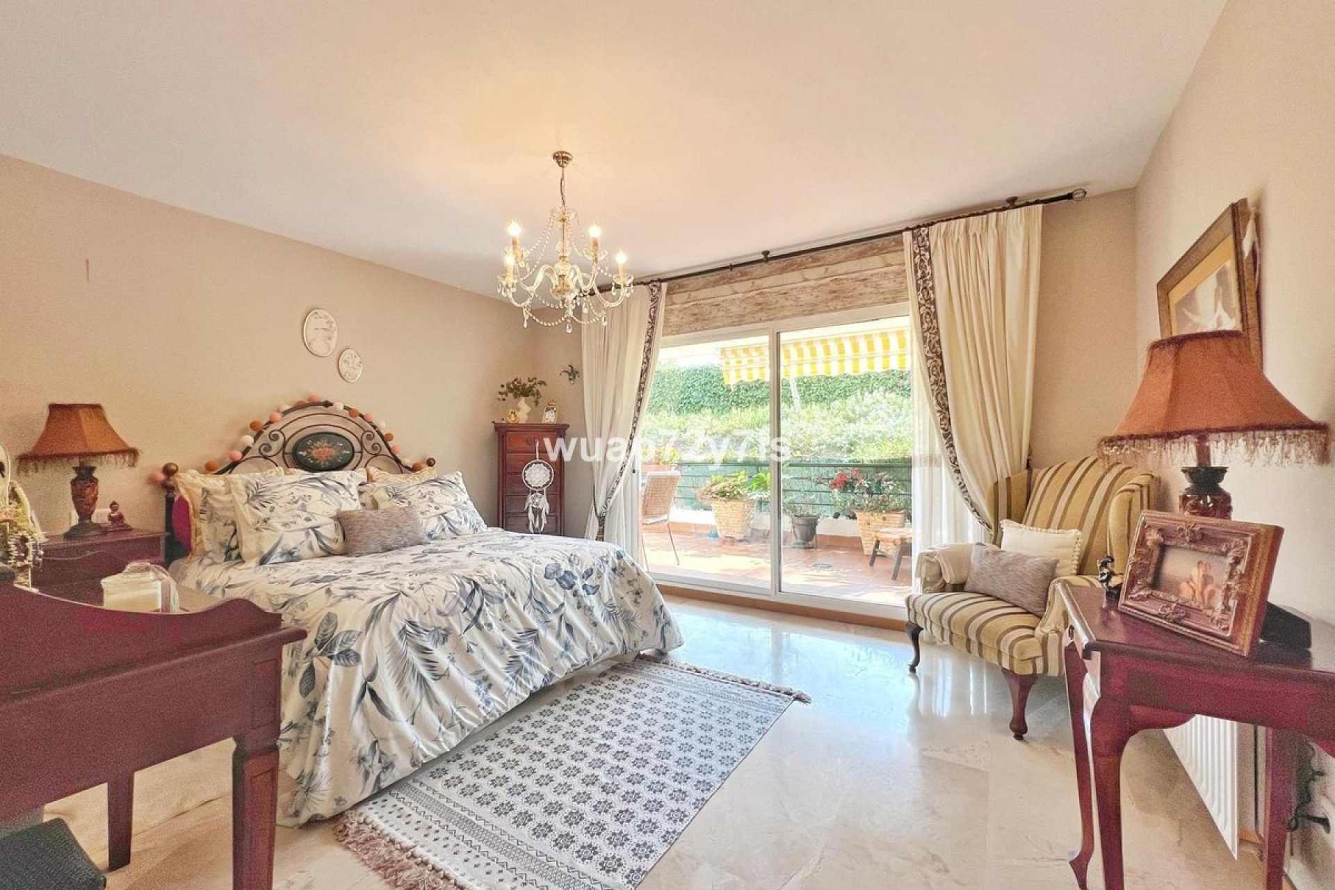 Resale - apartment - Marbella - Guadalmina Alta