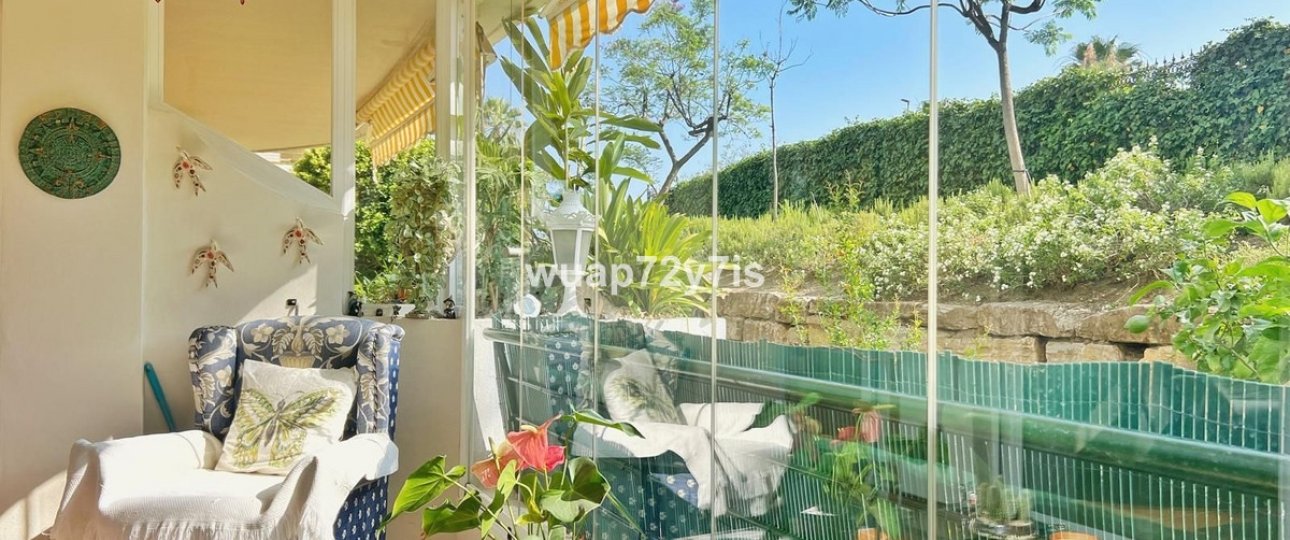 Resale - apartment - Marbella - Guadalmina Alta