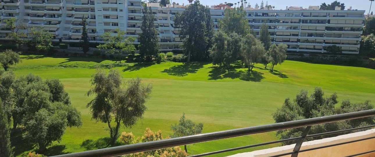 Resale - apartment - Marbella - Guadalmina Alta