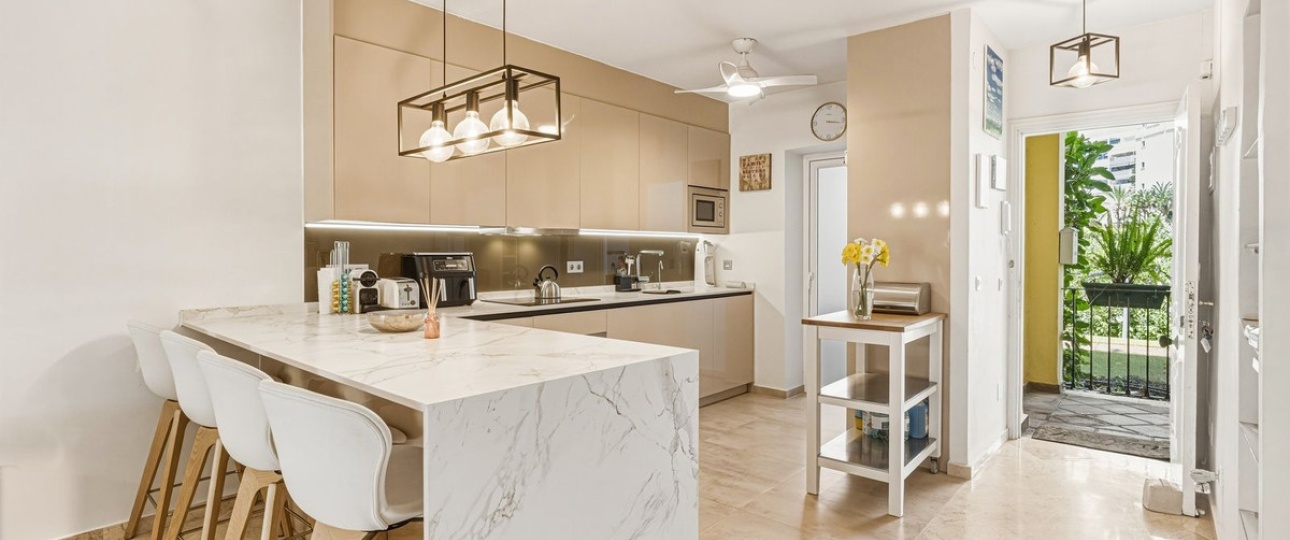 Resale - apartment - Marbella - Guadalmina Alta