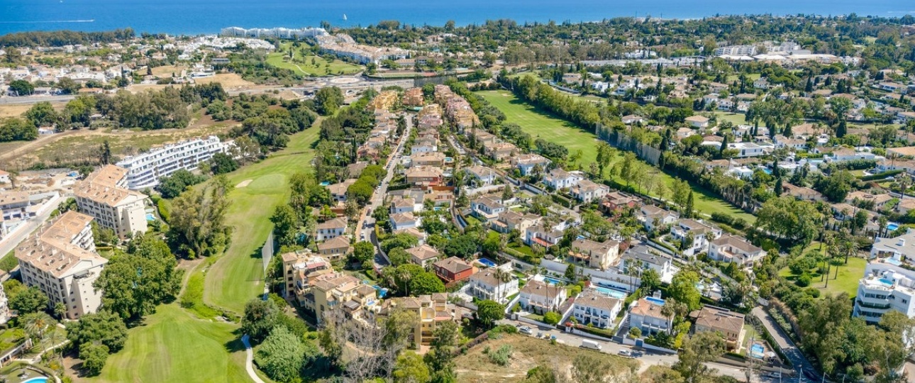 Resale - apartment - Marbella - Guadalmina Alta