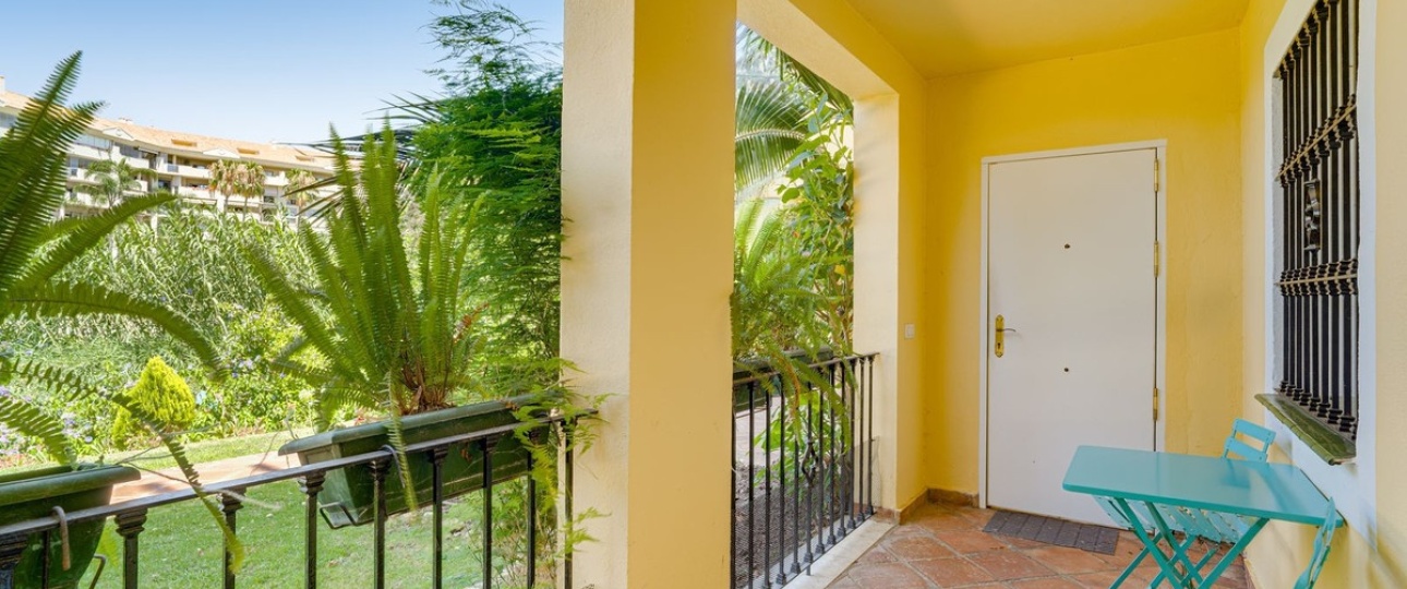 Resale - apartment - Marbella - Guadalmina Alta