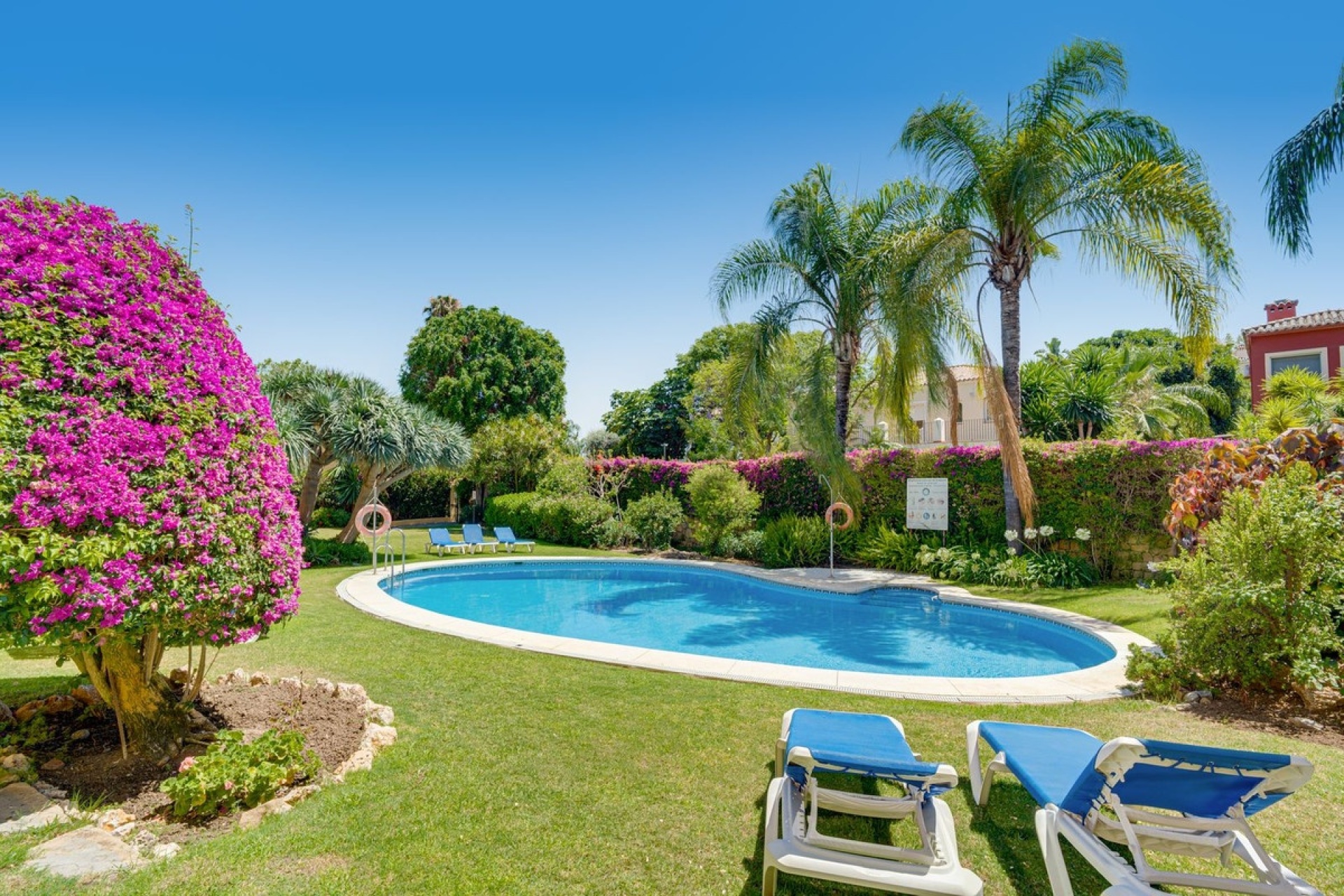 Resale - apartment - Marbella - Guadalmina Alta