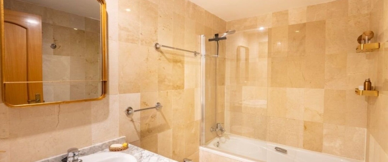 Resale - apartment - Marbella - Guadalmina Alta