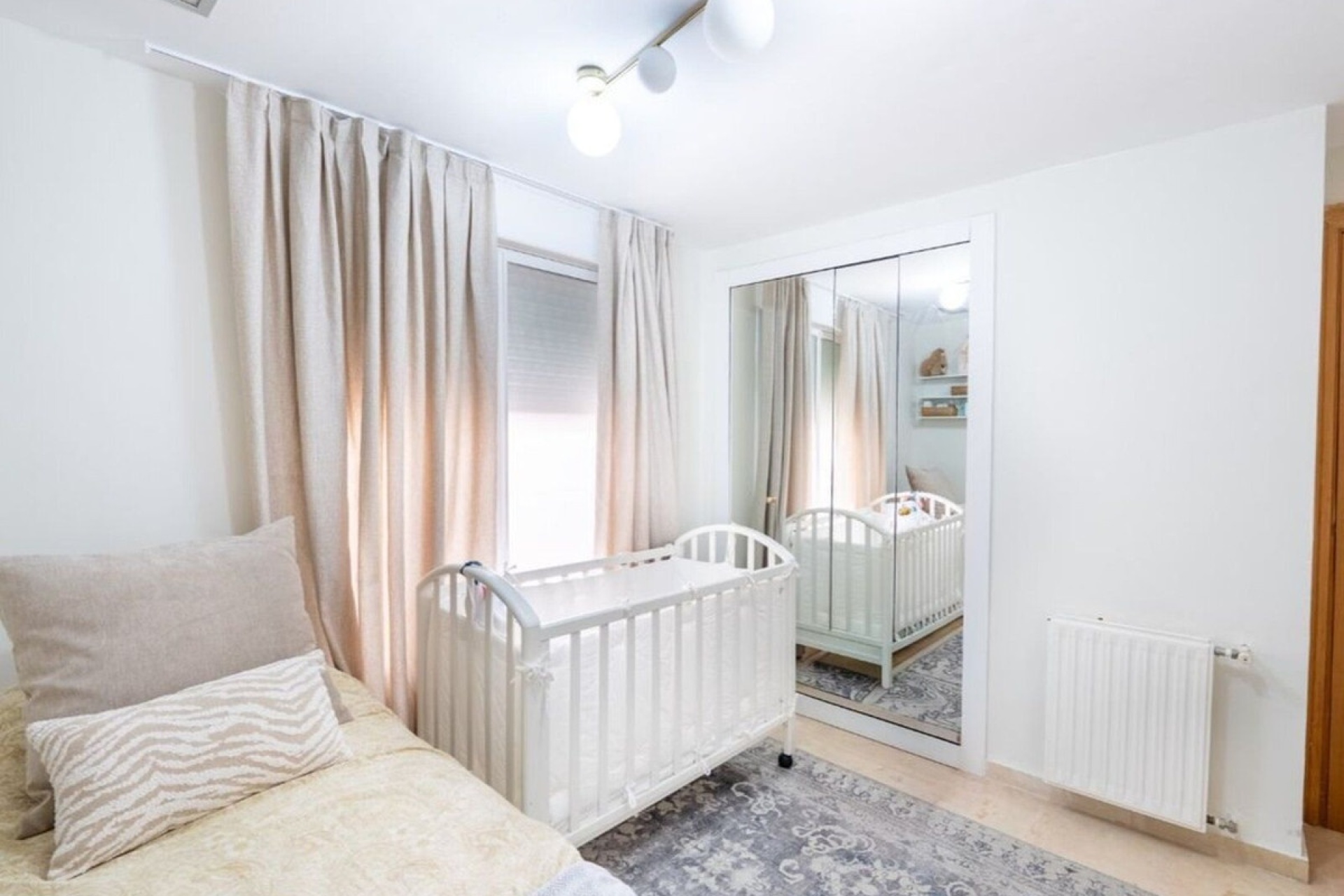 Resale - apartment - Marbella - Guadalmina Alta