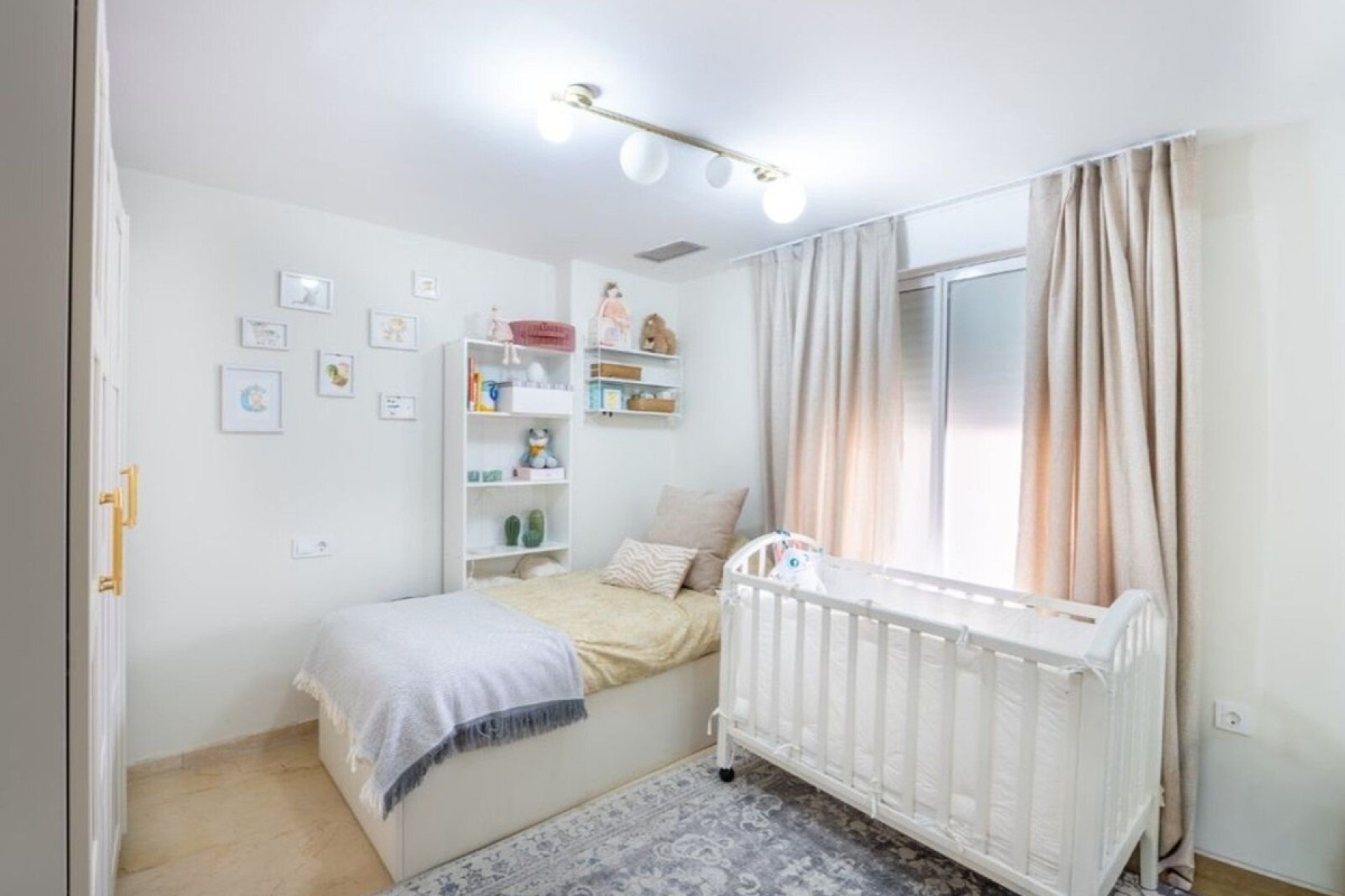 Resale - apartment - Marbella - Guadalmina Alta