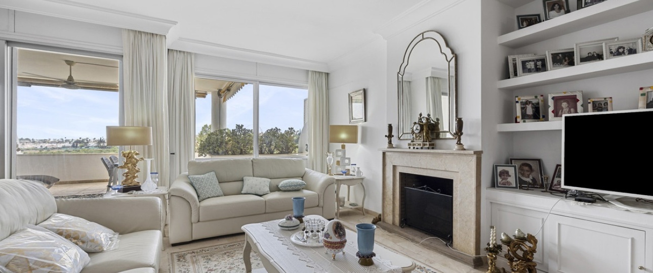 Resale - apartment - Marbella - Guadalmina Alta