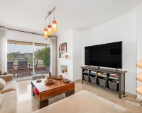 Resale - apartment - Marbella - Guadalmina Alta