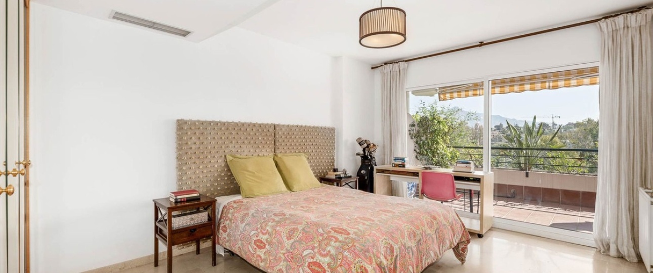 Resale - apartment - Marbella - Guadalmina Alta