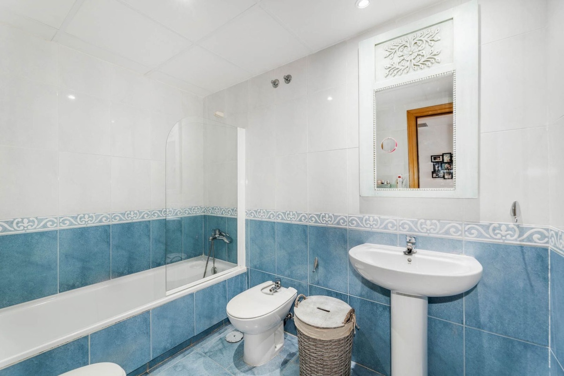 Resale - apartment - Marbella - Guadalmina Alta