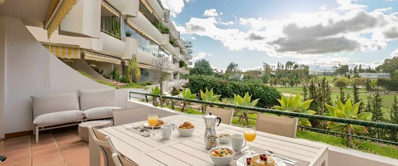 Resale - apartment - Marbella - Guadalmina Alta