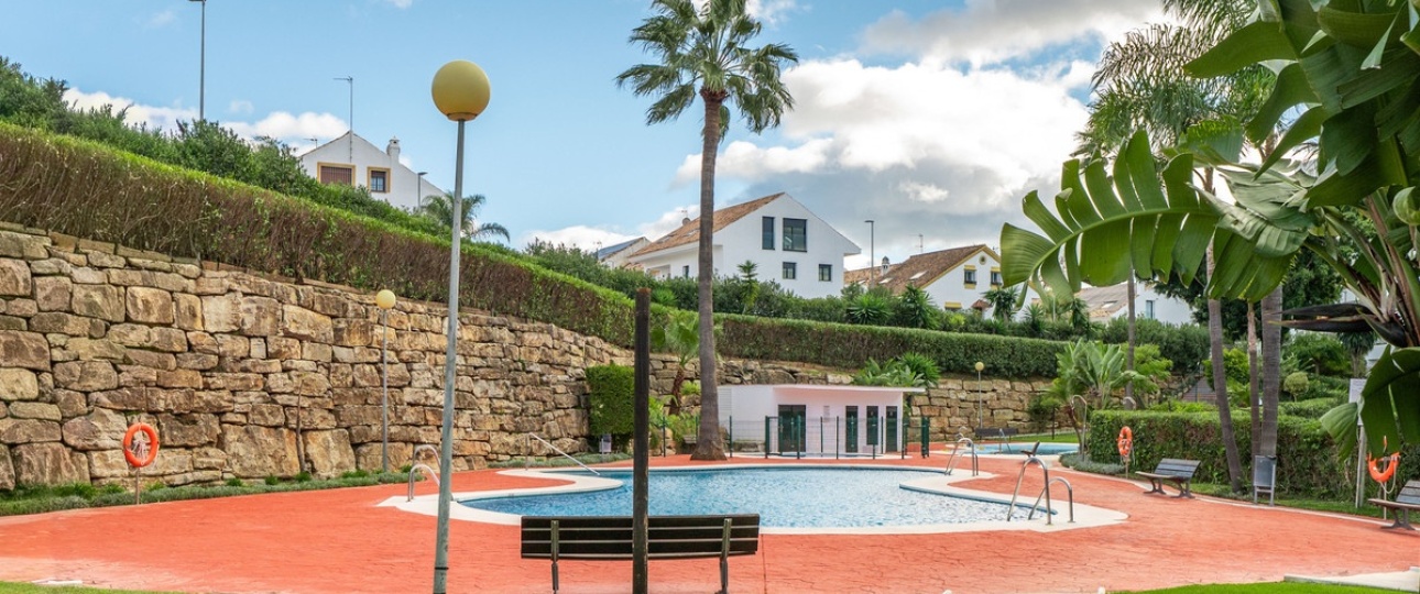 Resale - apartment - Marbella - Guadalmina Alta