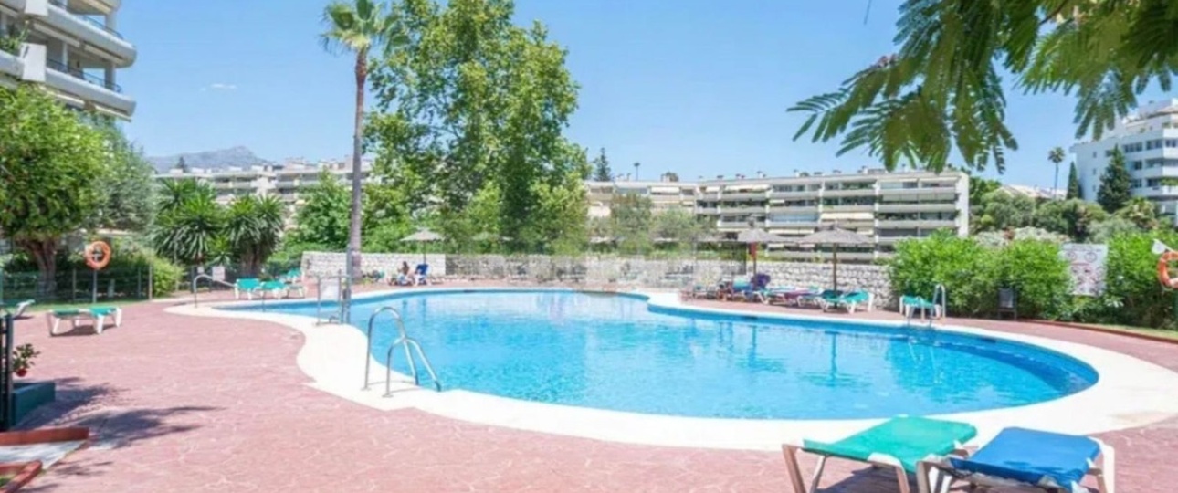 Resale - apartment - Marbella - Guadalmina Alta