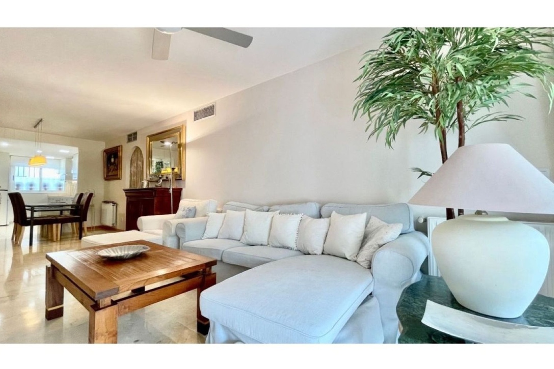 Resale - apartment - Marbella - Guadalmina Alta