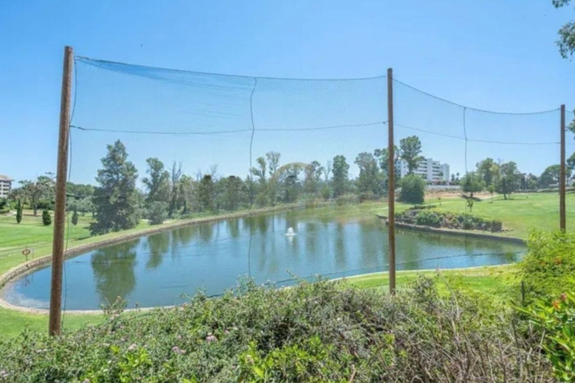 Resale - apartment - Marbella - Guadalmina Alta
