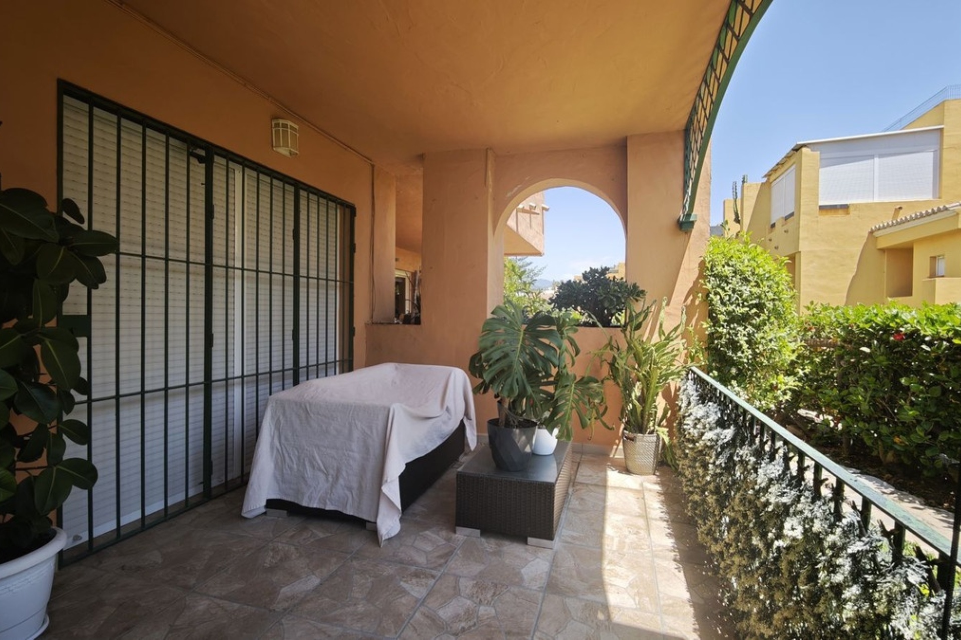 Resale - apartment - Marbella - Guadalmina Alta