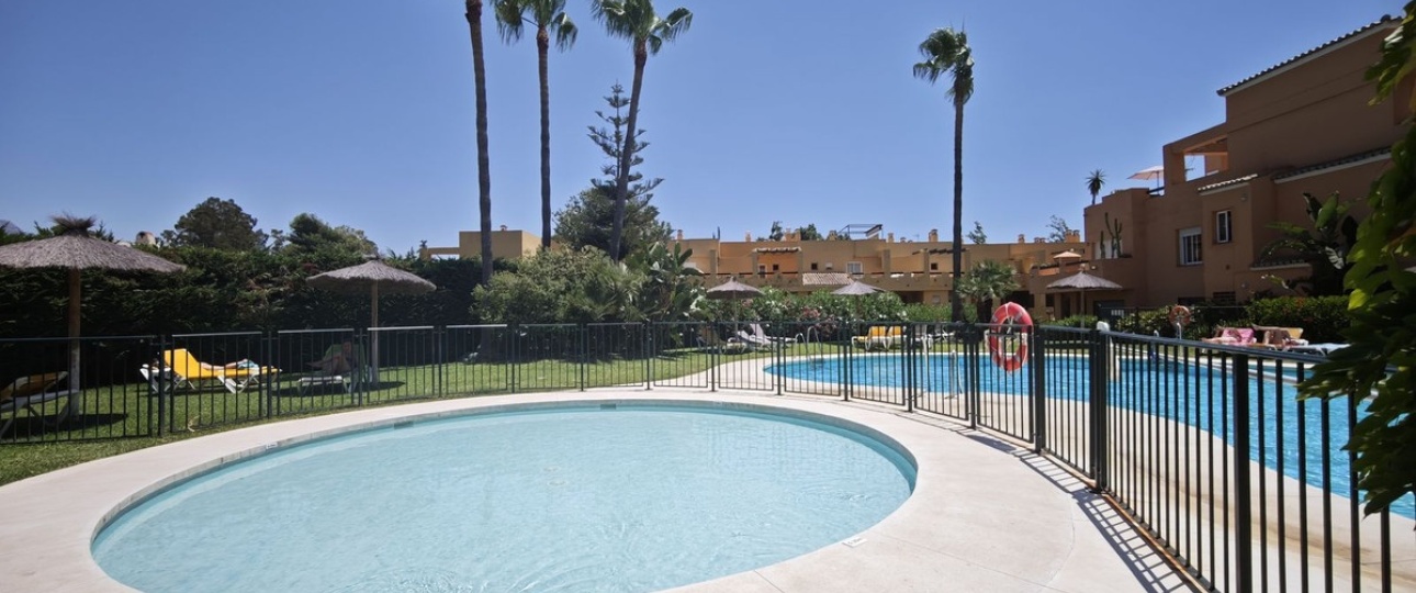 Resale - apartment - Marbella - Guadalmina Alta
