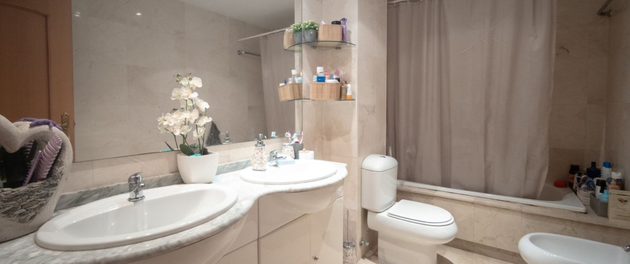 Resale - apartment - Marbella - Guadalmina Alta