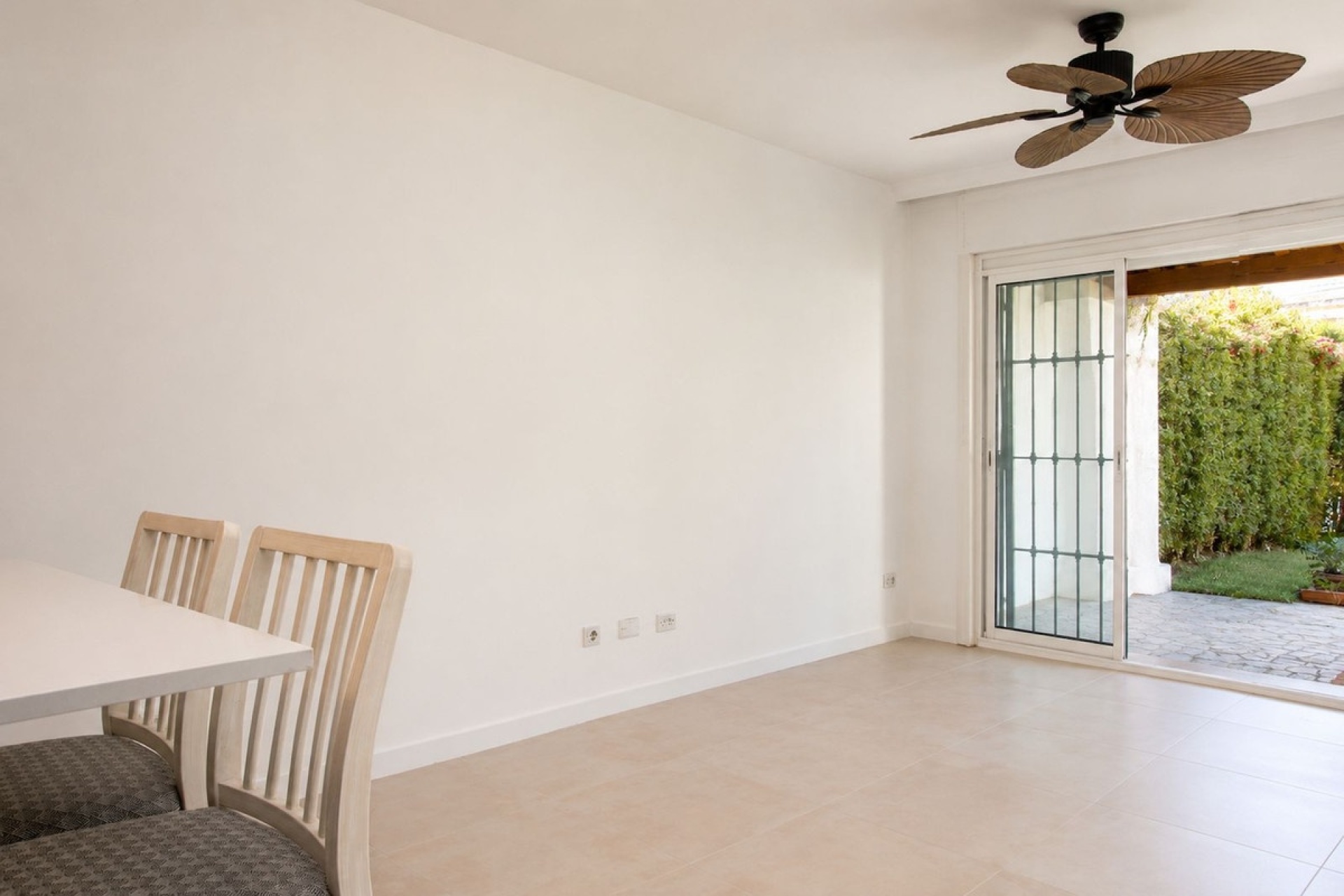 Resale - apartment - Marbella - Guadalmina Alta